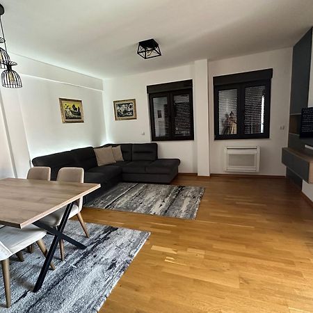 Apartmani Jedro Rafailovici Ngoại thất bức ảnh
