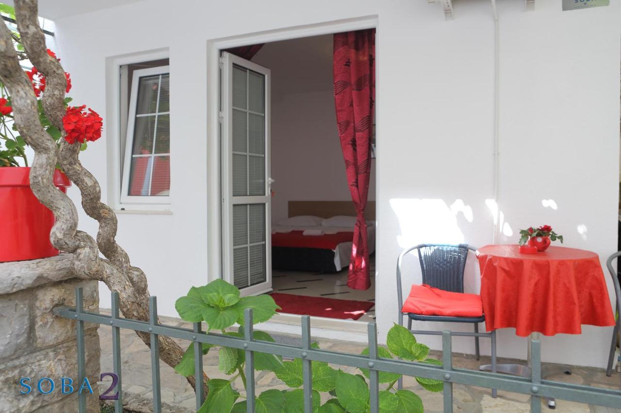 Apartmani Jedro Rafailovici Ngoại thất bức ảnh
