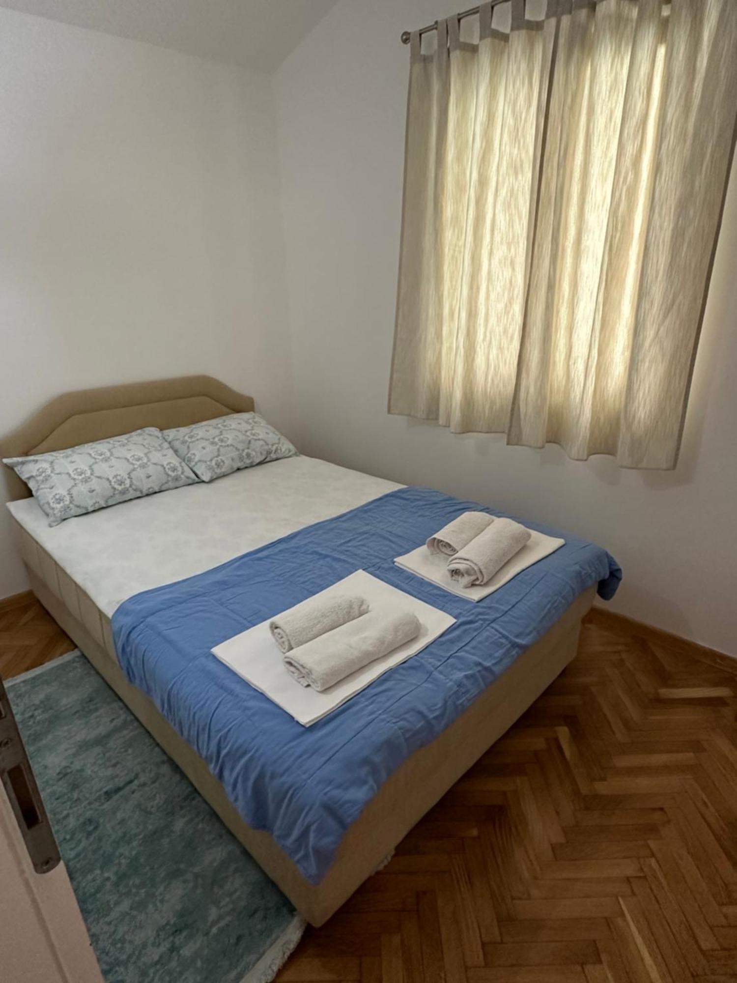 Apartmani Jedro Rafailovici Ngoại thất bức ảnh