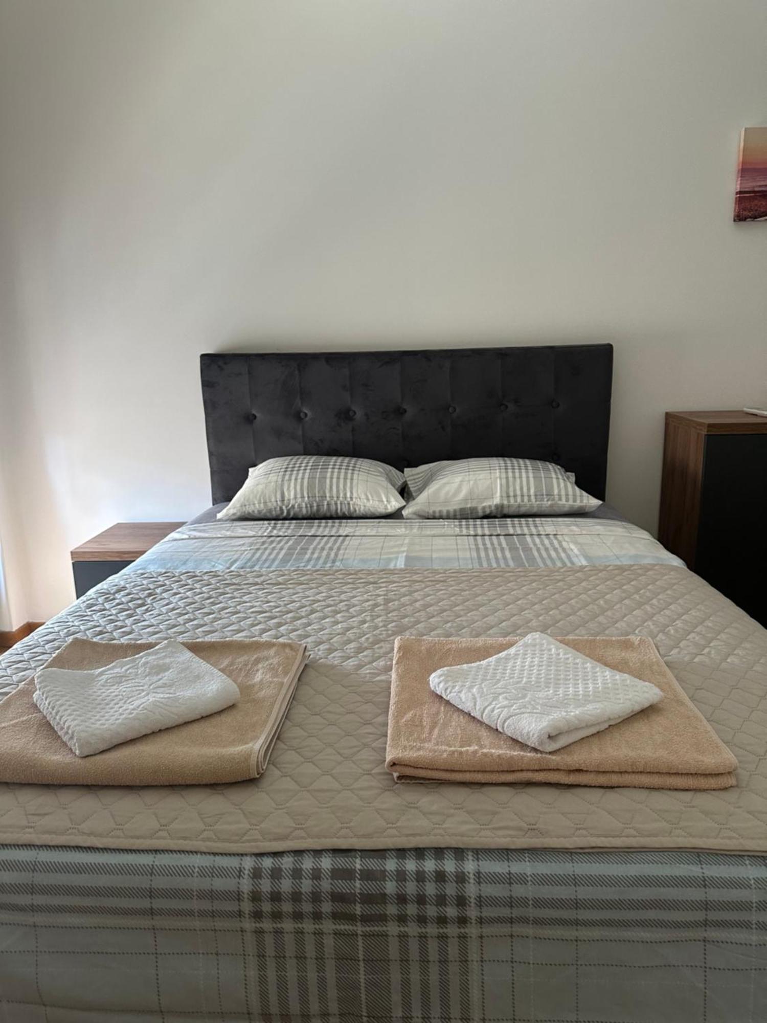 Apartmani Jedro Rafailovici Ngoại thất bức ảnh