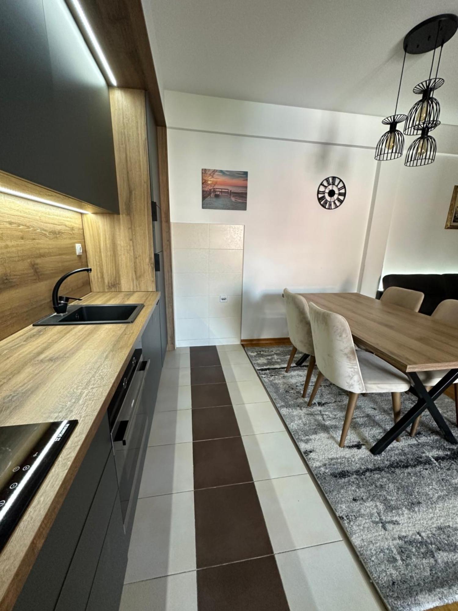 Apartmani Jedro Rafailovici Ngoại thất bức ảnh