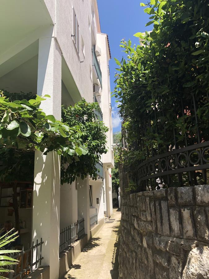 Apartmani Jedro Rafailovici Ngoại thất bức ảnh